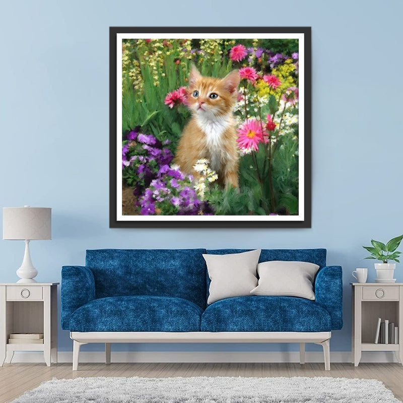 Chaton Orange parmi les Fleurs Broderie Diamant