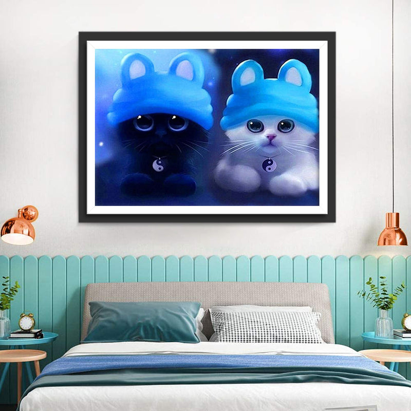 Chatons Yin et Yang avec Jolis Chapeaux Bleus Broderie Diamant