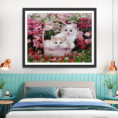 Chats dans le Panier et Fleurs Broderie Diamant