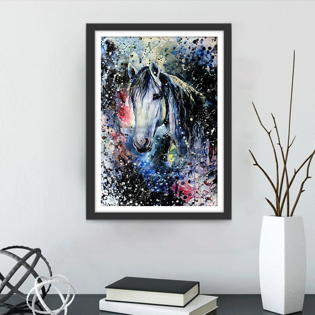 Cheval Blanc à la Crinière Noire Broderie Diamant