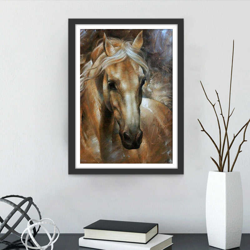 Cheval Roux à la Crinière Blanche et Longue Broderie Diamant