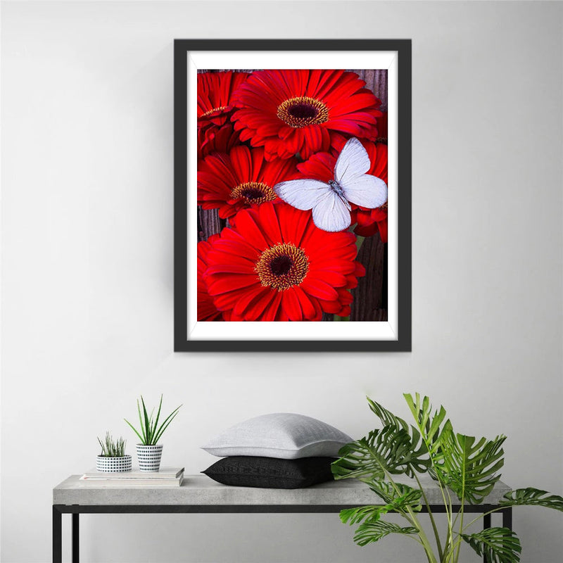 Chrysanthèmes Rouges et Papillon Blanc Broderie Diamant