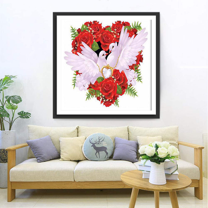 Colombes Couple avec une Couronne de Roses Rouges Broderie Diamant
