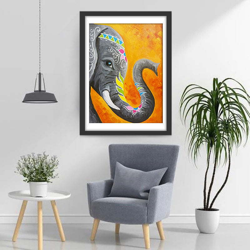 Éléphant Avec des Beaux Motifs Broderie Diamant