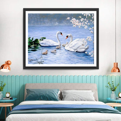 Famille de Cygne et les Fleurs Broderie Diamant