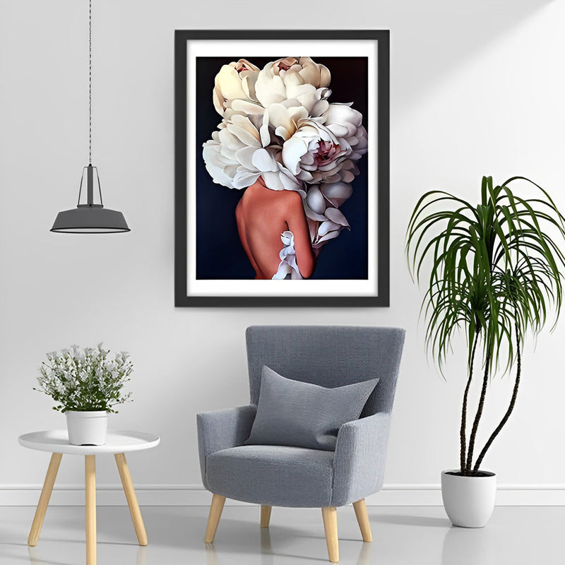 Femme Nue avec des Fleurs Blanches Broderie Diamant