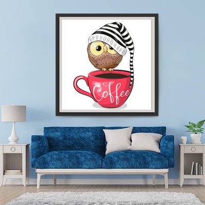 Hibou au Bonnet Rayé Noir et Blanc et Café Broderie Diamant