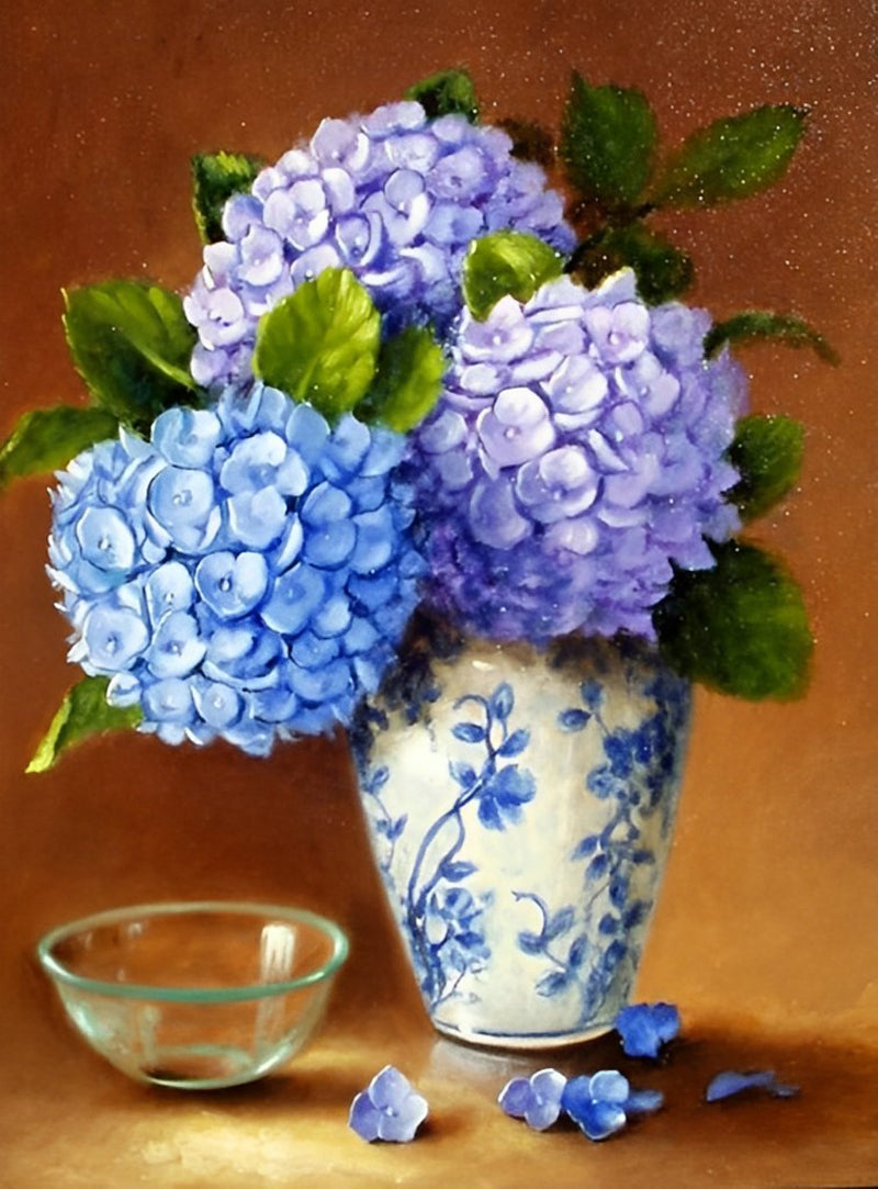 Hortensias dans le Vase de Porcelaine Bleue et Blanche Broderie Diamant