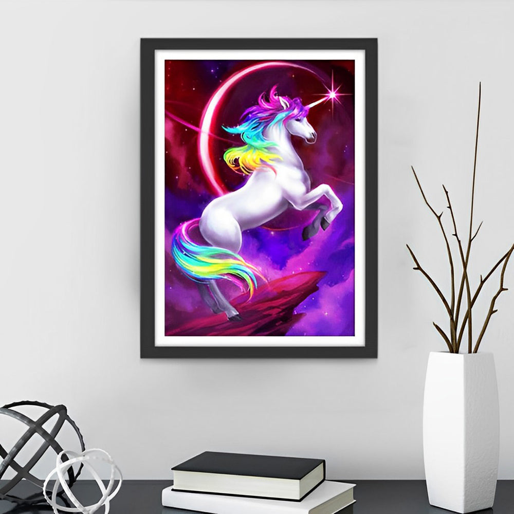 Licorne Blanche à la Crinière Colorée Broderie Diamant