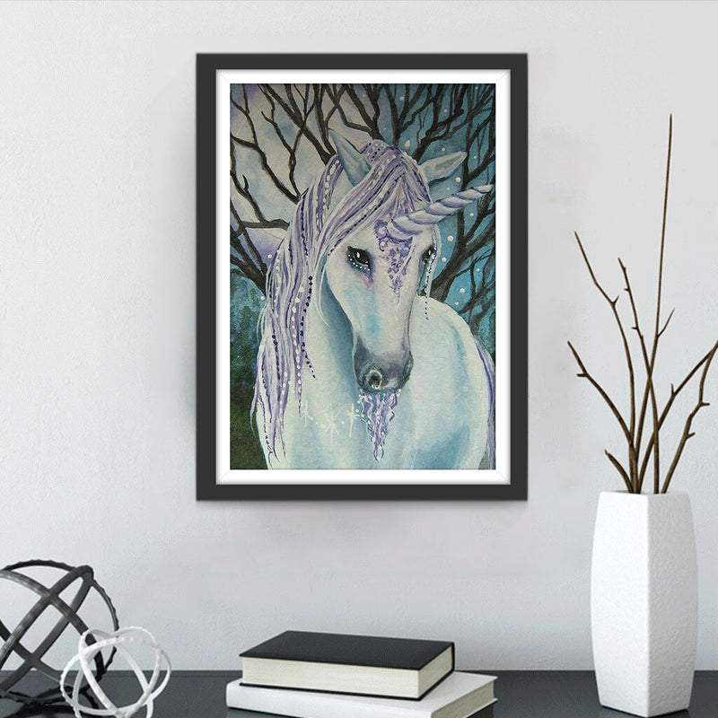Licorne Blanche à la Crinière Tressée Broderie Diamant