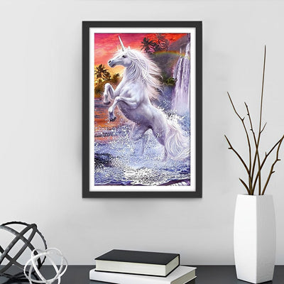 Licorne Blanche et Chute Broderie Diamant