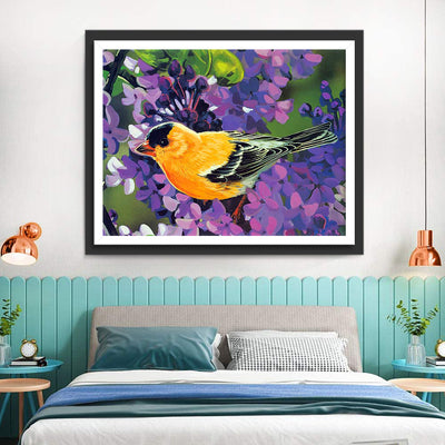 Oiseau Jaune et Noir avec des Fleurs Violettes Broderie Diamant