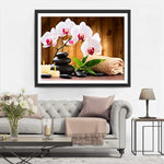 Orchidées Blanches et Bougies Broderie Diamant