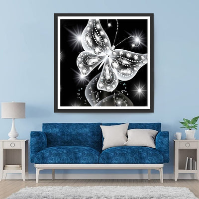 Papillon Blanc et Noir Broderie Diamant