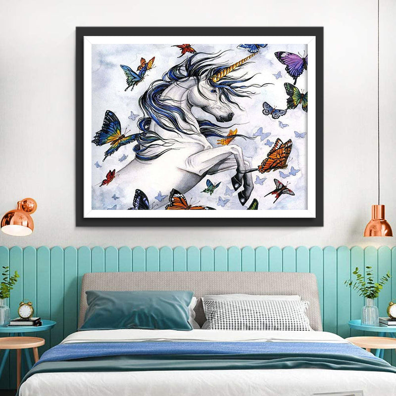 Papillon et Licorne Blanche Broderie Diamant