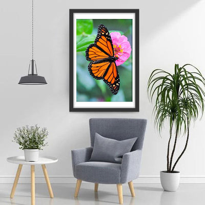 Papillon Orange et Fleurs Roses Volant Broderie Diamant