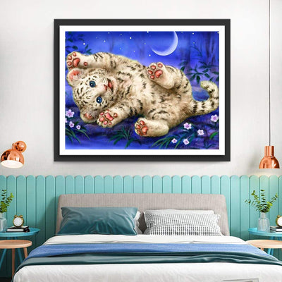 Petit Tigre Blanc Jouant Broderie Diamant