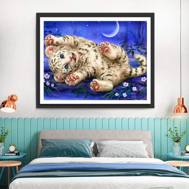 Petit Tigre Blanc Jouant Broderie Diamant