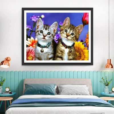 Photo de Groupe de Deux Chatons à la Tête Inclinée Broderie Diamant