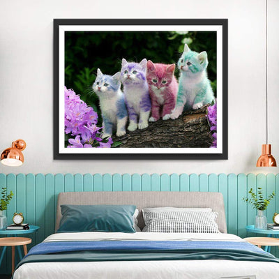 Quatre Chatons Mignons avec des Couleurs Etranges Broderie Diamant