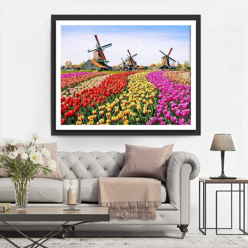 Tulipes et Moulin à Vent Broderie Diamant