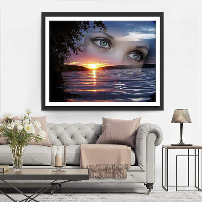 Yeux de Femme et Mer Broderie Diamant